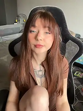 tiny dreamer online show from 04.02.26