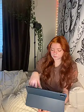 Snapshot of bambimayy chatting on 04.19.26 bambimayy online show from 04.19.26