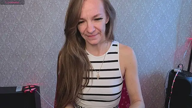 Snapshot of jesica_mooonn chatting on 03.27.26 jesica mooonn online show from 03.27.26