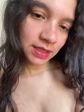Snapshot of Morena__Florr chatting on 06.18.26 Morena Florr online show from 06.18.26