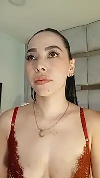 Snapshot of AmbarJenssen chatting on 04.24.26 AmbarJenssen online show from 04.24.26