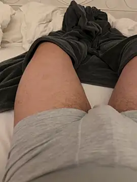 Snapshot of justin2787 chatting on 04.02.26 justin2787 online show from 04.02.26