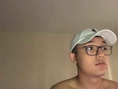 Chriis 18 online show from 04.20.26