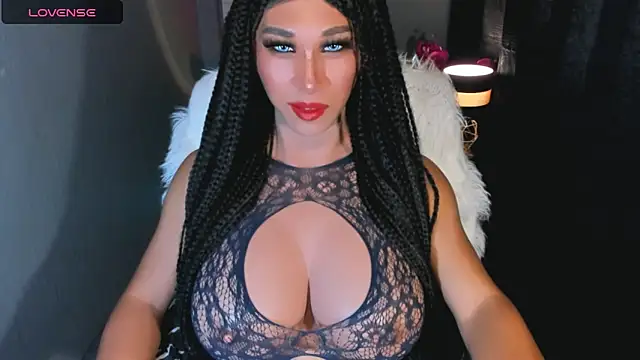Snapshot of xSelfsuckerMistressVanyax chatting on 05.27.26 xSelfsuckerMistressVanyax online show from 05.27.26