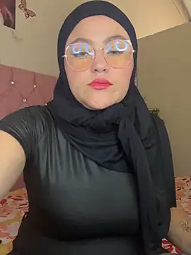 Snapshot of Marian_fadel chatting on 04.06.26 Marian fadel online show from 04.06.26