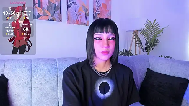 Velvet Noir  online show from 07.03.26
