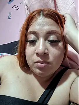 Snapshot of venuscopper chatting on 05.15.26 venuscopper online show from 05.15.26