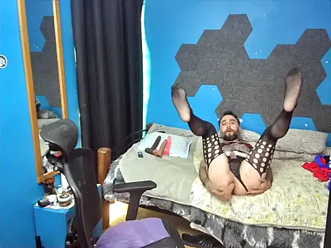 MachoPutito online show from 02.20.26