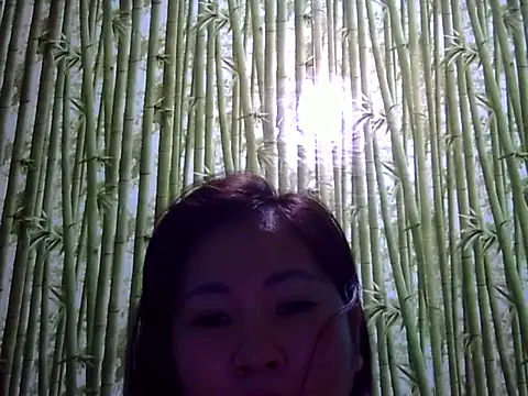 Snapshot of Lovelyass4u chatting on 07.05.26 Lovelyass4u online show from 07.05.26