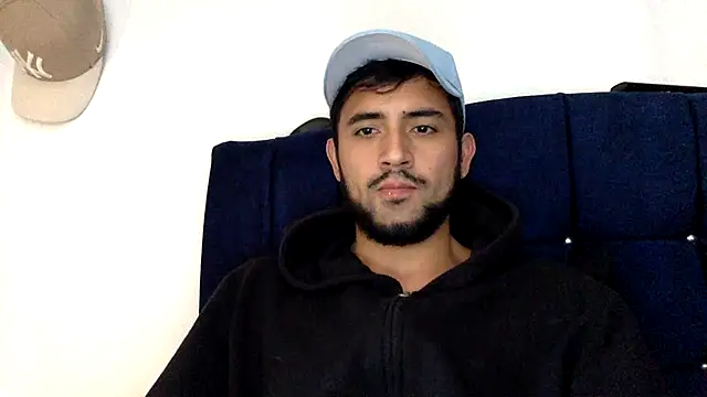 Snapshot of derek_smiith chatting on 07.03.26 derek smiith online show from 07.03.26