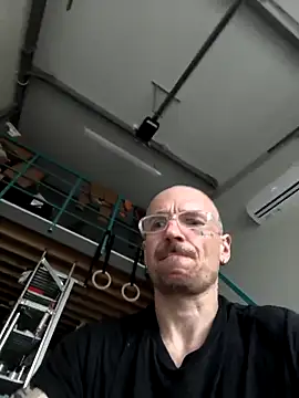 Snapshot of TavoEskort123 chatting on 05.16.26 TavoEskort123 online show from 05.16.26