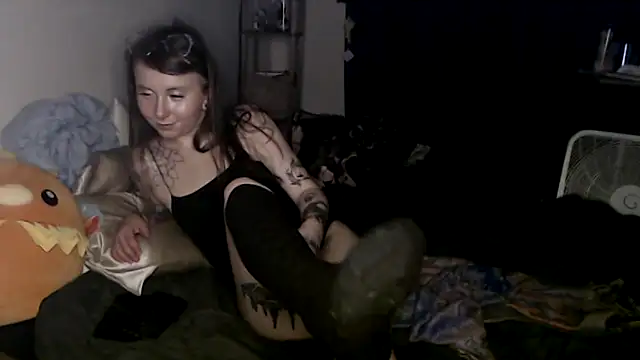 Snapshot of baby_hubby chatting on 03.29.26 baby hubby online show from 03.29.26