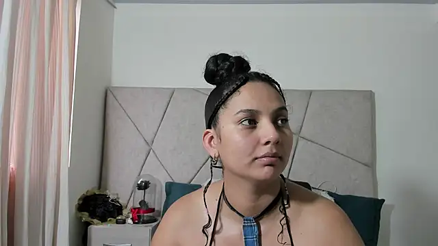 VeraBellucci online show from 06.18.26