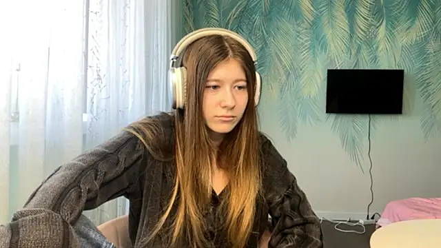 Snapshot of Kate_Jomallona chatting on 03.31.26 Kate Jomallona online show from 03.31.26