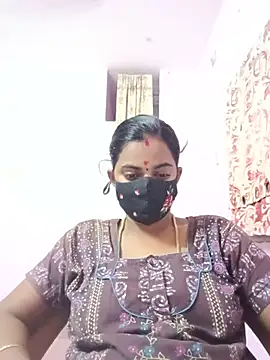 Snapshot of tamilratchasii chatting on 07.25.26 tamilratchasii online show from 07.25.26