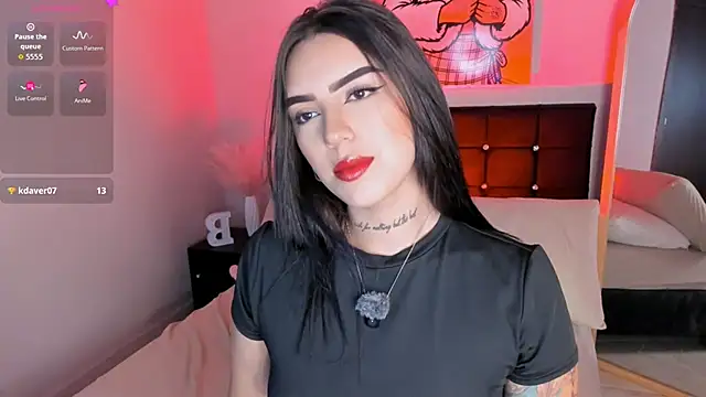 Snapshot of sabrina_voss chatting on 05.22.26 sabrina voss online show from 05.22.26