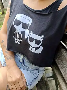 Snapshot of Medusa_Kitty chatting on 03.31.26 Medusa Kitty online show from 03.31.26