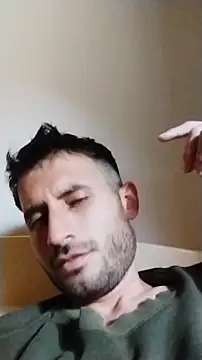 Snapshot of hornyturkishboy1994 chatting on 03.29.26 hornyturkishboy1994 online show from 03.29.26