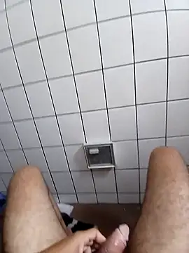 Snapshot of Aecio2029 chatting on 04.13.26 Aecio2029 online show from 04.13.26