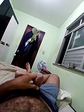 Snapshot of Aecio2029 chatting on 04.14.26 Aecio2029 online show from 04.14.26