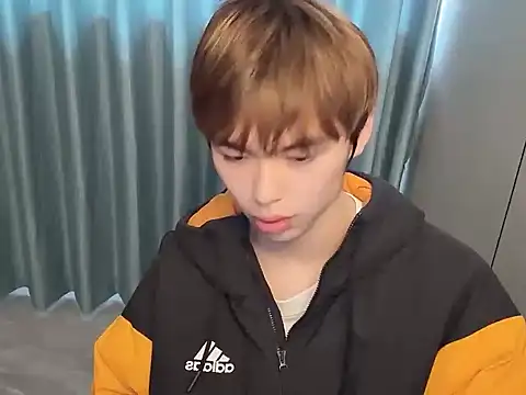 Snapshot of 88Xt chatting on 03.31.26 88Xt online show from 03.31.26