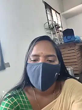 Snapshot of Tamil_Sangeetha chatting on 04.07.26 Tamil Sangeetha online show from 04.07.26