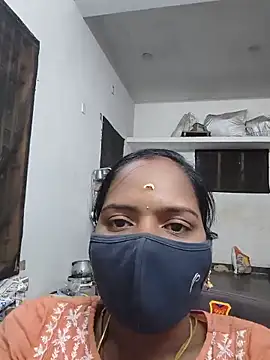 Snapshot of Tamil_Sangeetha chatting on 05.28.26 Tamil Sangeetha online show from 05.28.26
