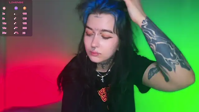 CallmeDistress online show from 04.27.26