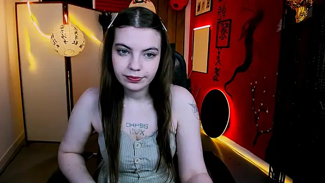 Snapshot of KisaPikmi chatting on 03.30.26 KisaPikmi online show from 03.30.26