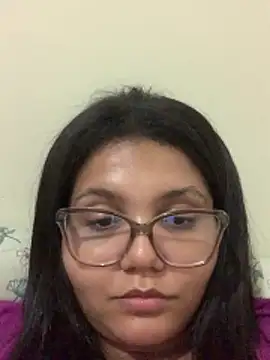 Snapshot of viviboraaaa chatting on 04.15.26 viviboraaaa online show from 04.15.26