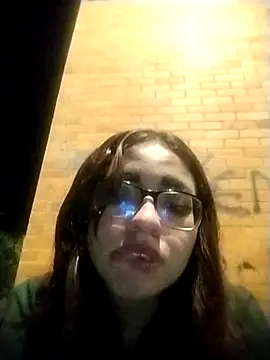 Snapshot of martina_7 chatting on 04.25.26 martina 7 online show from 04.25.26