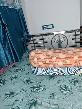 Snapshot of CamGirl_Neha chatting on 07.14.26 CamGirl Neha online show from 07.14.26