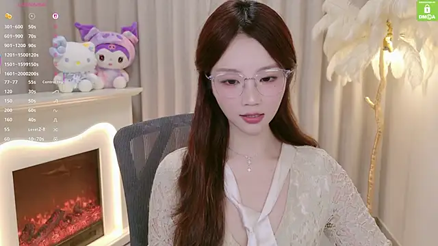 Snapshot of youmibaby11 chatting on 06.28.26 youmibaby11 online show from 06.28.26