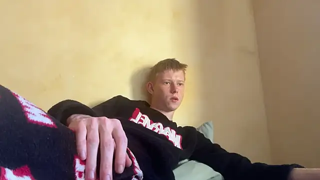 Snapshot of dreamy_devi1 chatting on 04.06.26 dreamy devi1 online show from 04.06.26