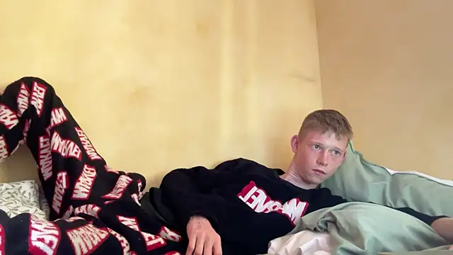 Snapshot of dreamy_devi1 chatting on 04.16.26 dreamy devi1 online show from 04.16.26