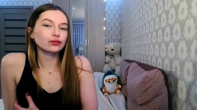 Snapshot of sexyamelia_meow chatting on 04.28.26 sexyamelia meow online show from 04.28.26