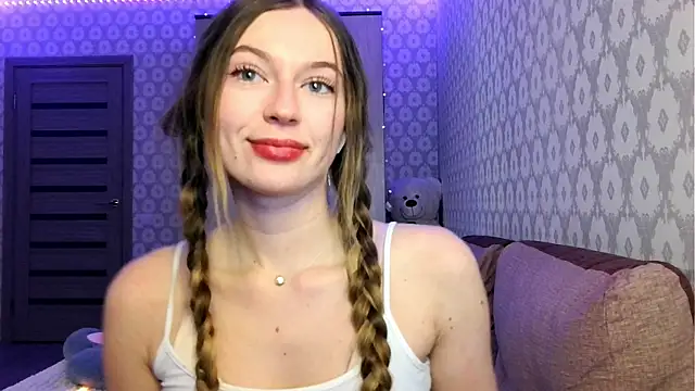 Snapshot of sexyamelia_meow chatting on 05.04.26 sexyamelia meow online show from 05.04.26