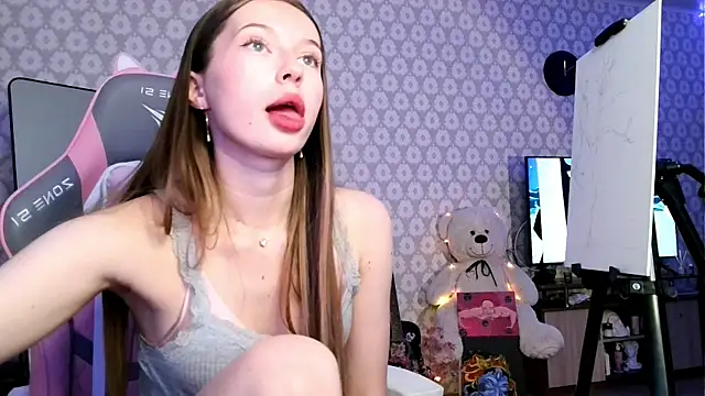 Snapshot of sexyamelia_meow chatting on 07.16.26 sexyamelia meow online show from 07.16.26