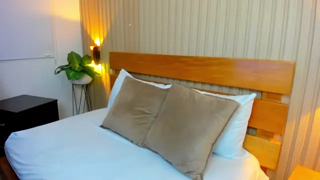 anahi weeks online show from 04.15.26