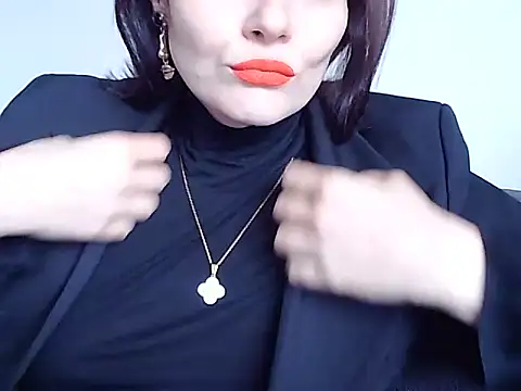 Kin Kueen online show from 03.31.26