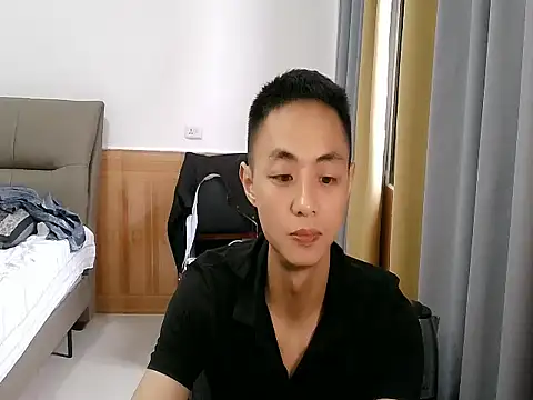 Snapshot of davidboys chatting on 05.08.26 davidboys online show from 05.08.26