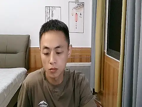 Snapshot of davidboys chatting on 05.12.26 davidboys online show from 05.12.26