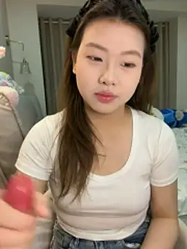 Snapshot of xx132546 chatting on 05.21.26 xx132546 online show from 05.21.26