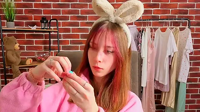 JudyyCarroll online show from 04.10.26