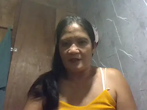 Snapshot of PinayZaira chatting on 07.06.26 PinayZaira online show from 07.06.26