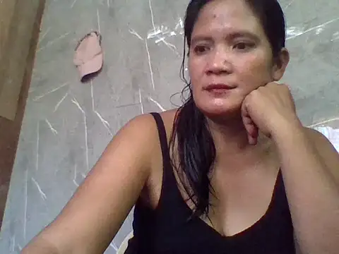 Snapshot of PinayZaira chatting on 07.12.26 PinayZaira online show from 07.12.26