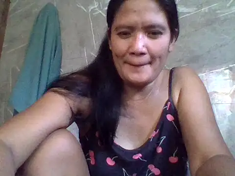Snapshot of PinayZaira chatting on 07.13.26 PinayZaira online show from 07.13.26