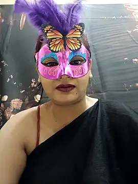 Snapshot of Cute_Anushka97 chatting on 04.01.26 Cute Anushka97 online show from 04.01.26