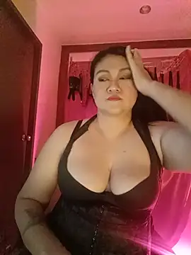 Snapshot of dominalisa chatting on 06.23.26 dominalisa online show from 06.23.26