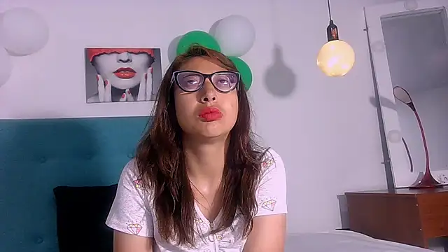 Skarlett Sweet5 online show from 04.07.26